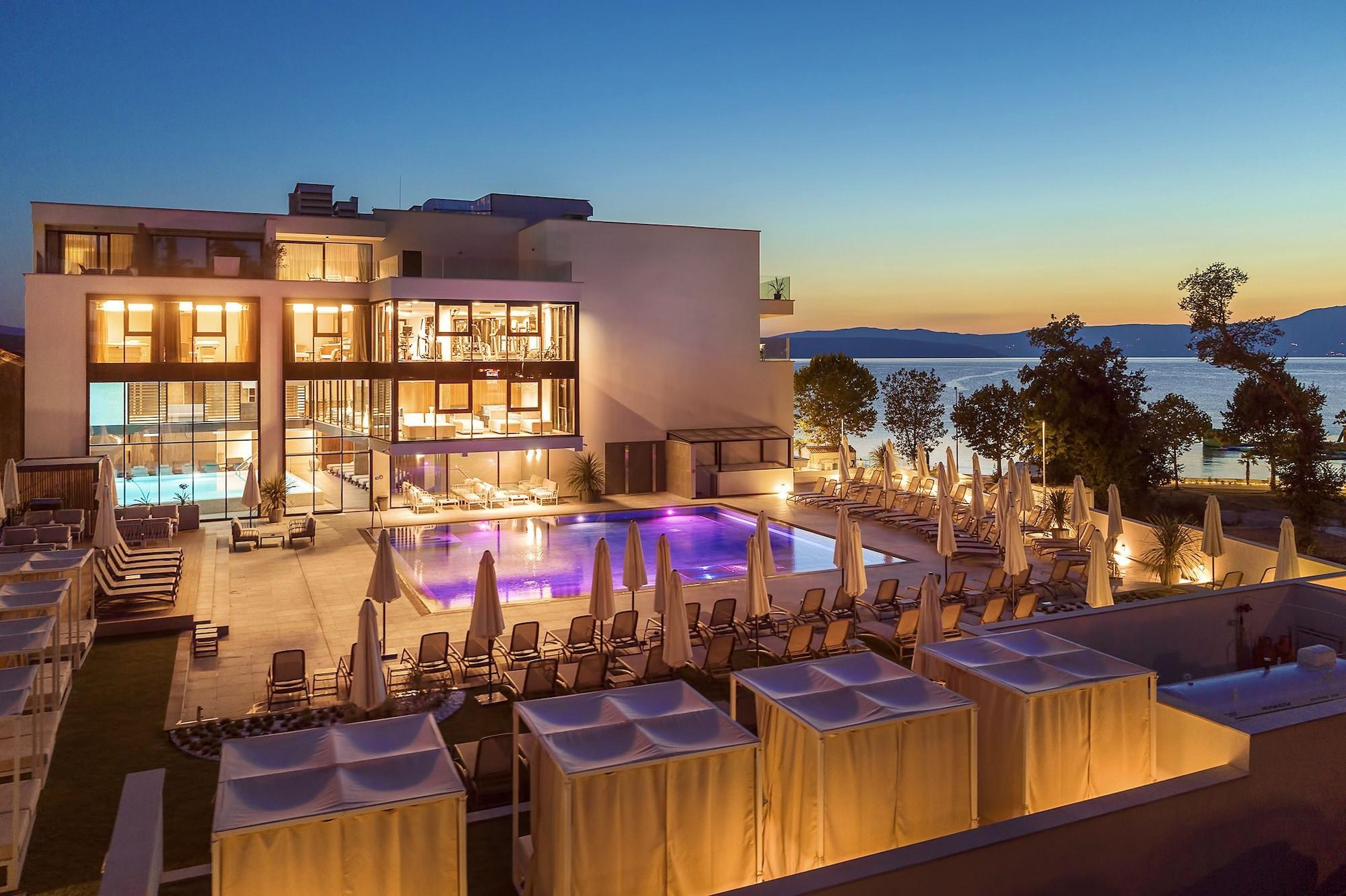 Luxury Hotel Riva Malinska Exterior foto